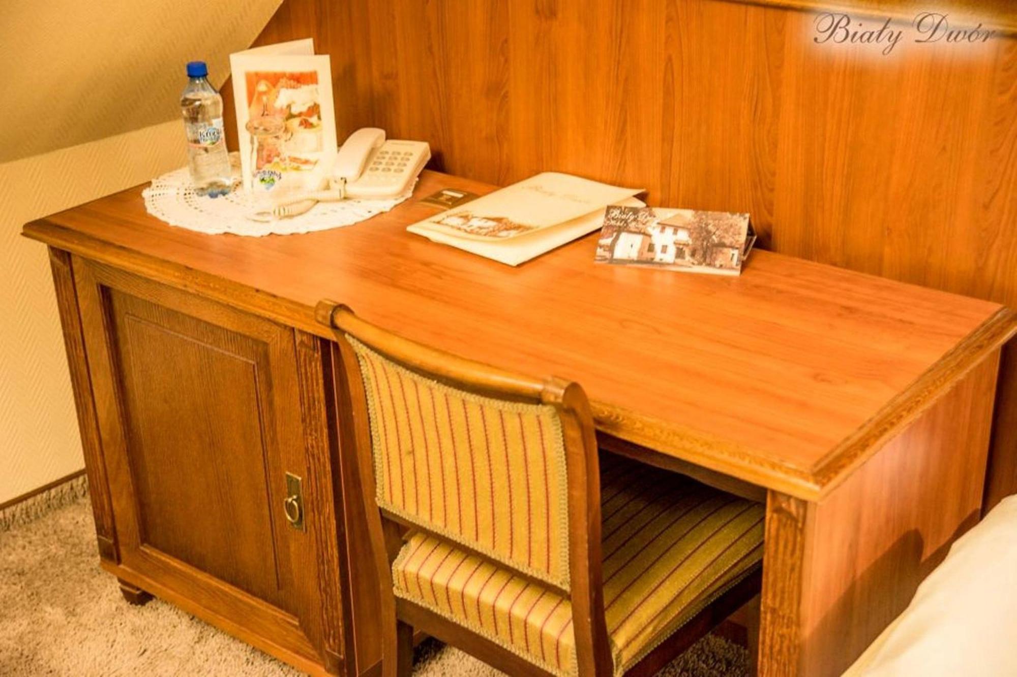 Bed and Breakfast Bialy Dwor Квидзын Экстерьер фото